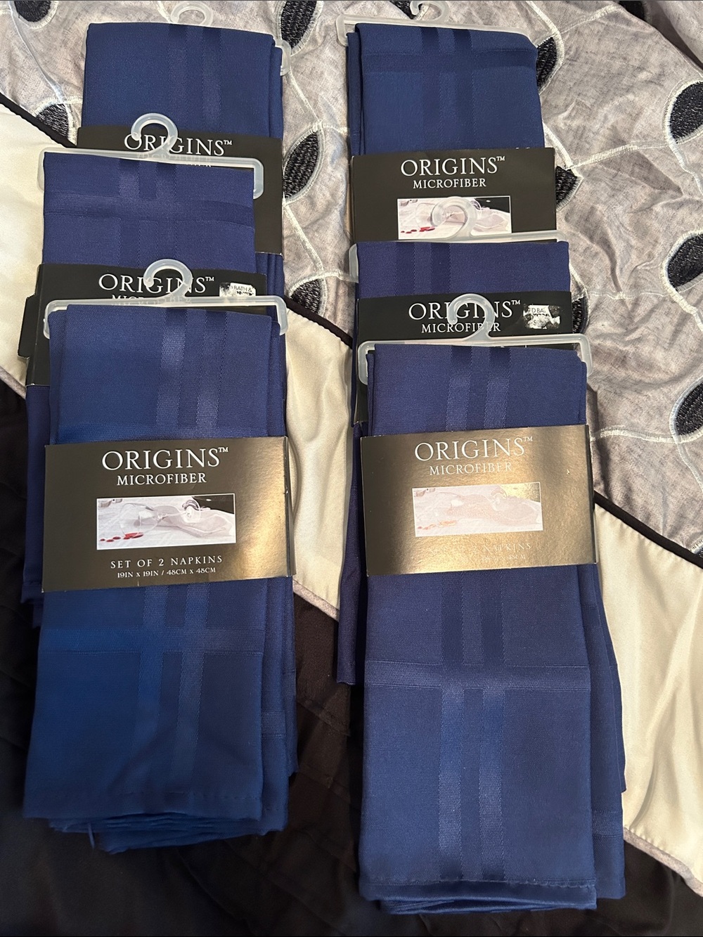 NWT Set of 12 microfiber napkins-Origins
